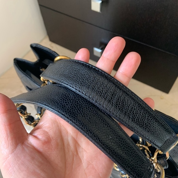 Chanel GST in black caviar with ghw - Picture 7 of 8